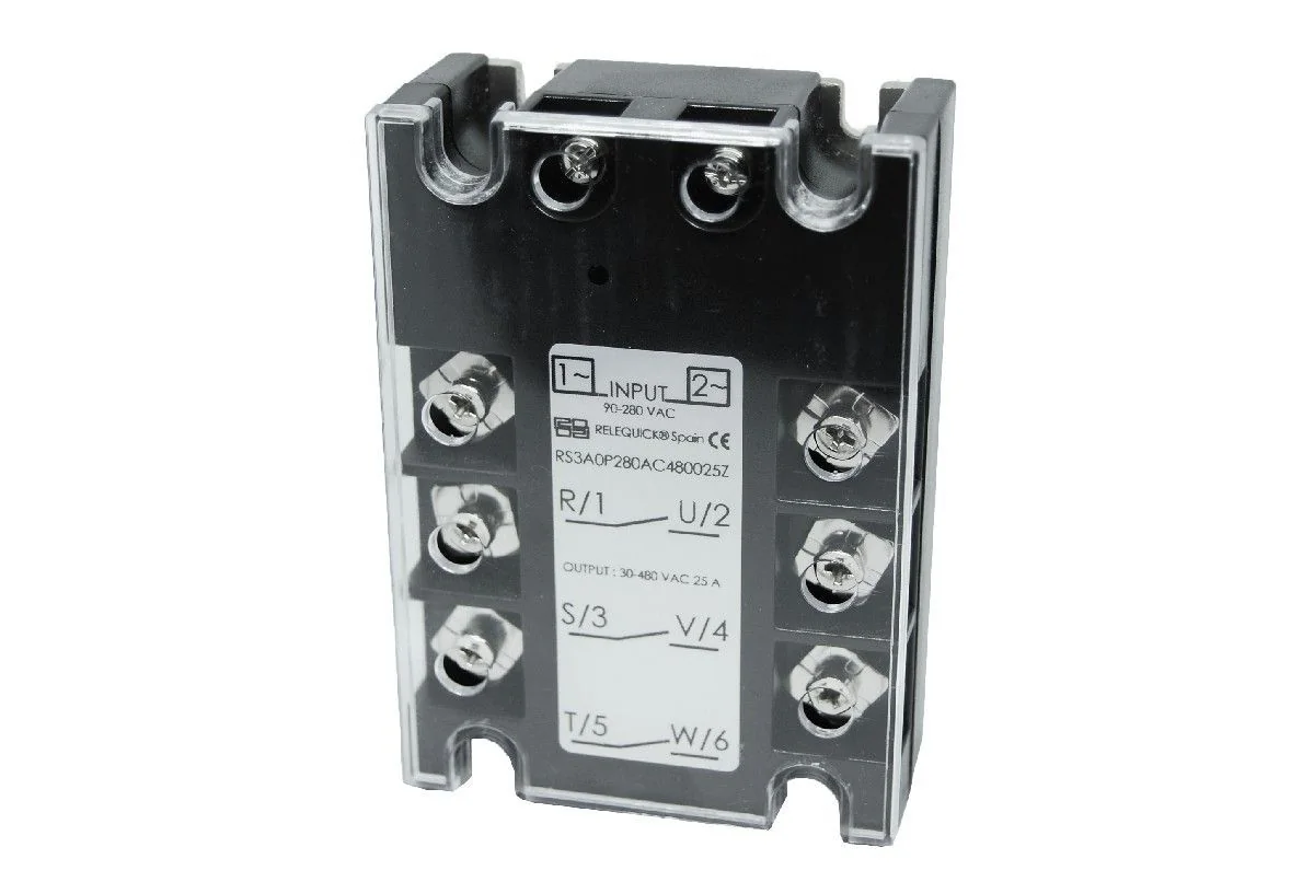 Three phase solid state relay